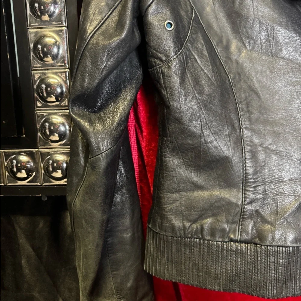 Black Leather Hooded Jacket - Picture 6 of 10